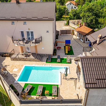 Apartman Toni Gracac  Exterior photo