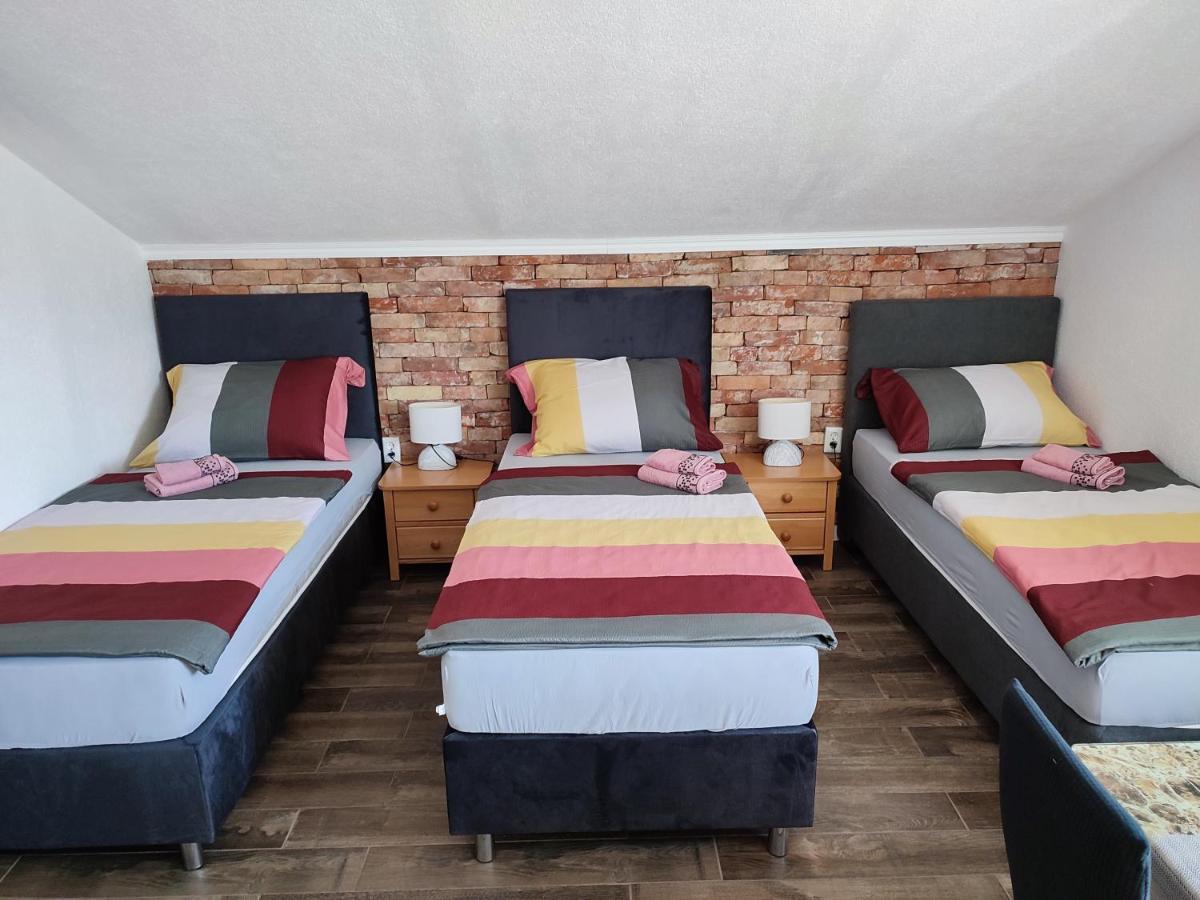 Apartman Toni Gracac  Exterior photo