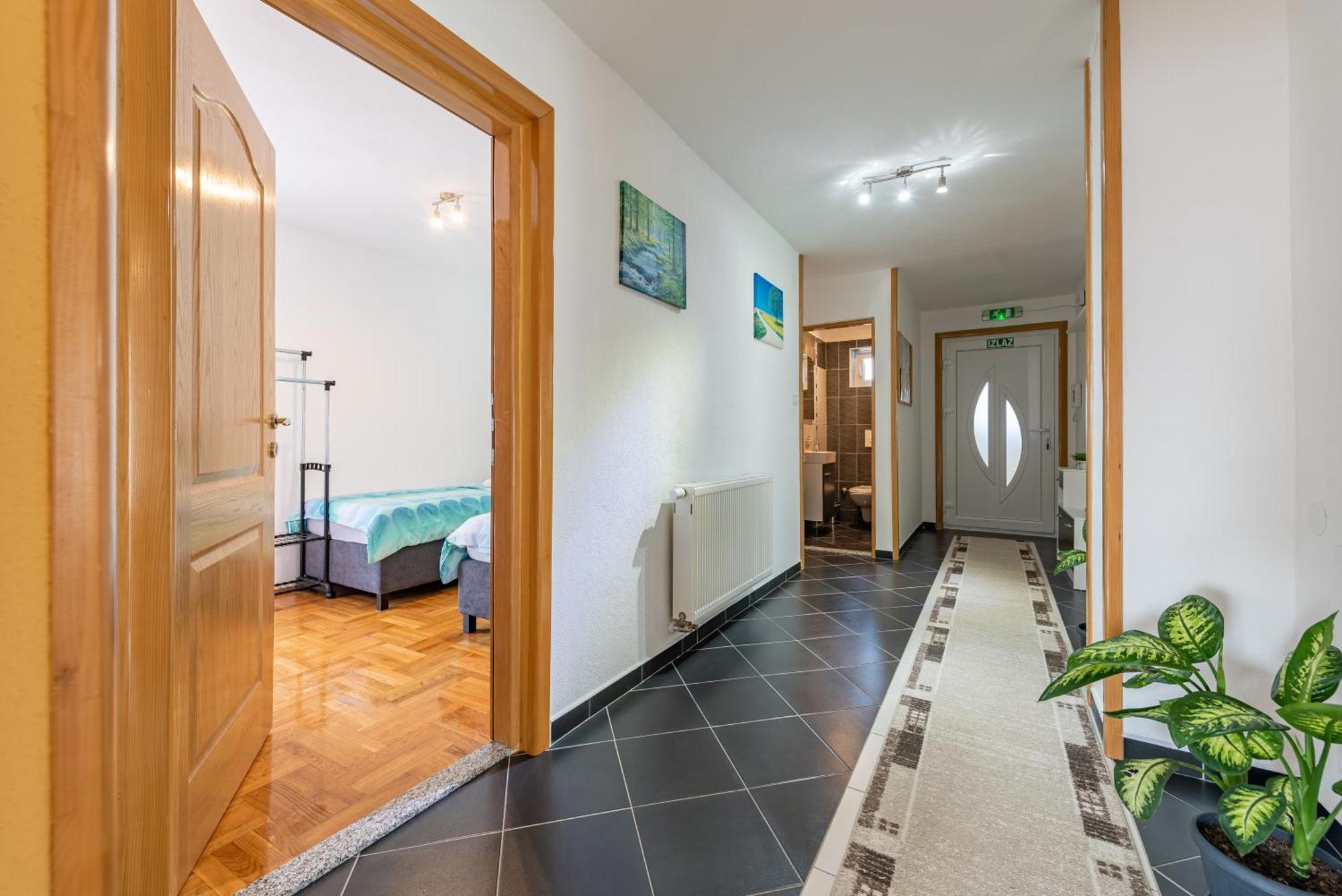 Apartman Toni Gracac  Exterior photo